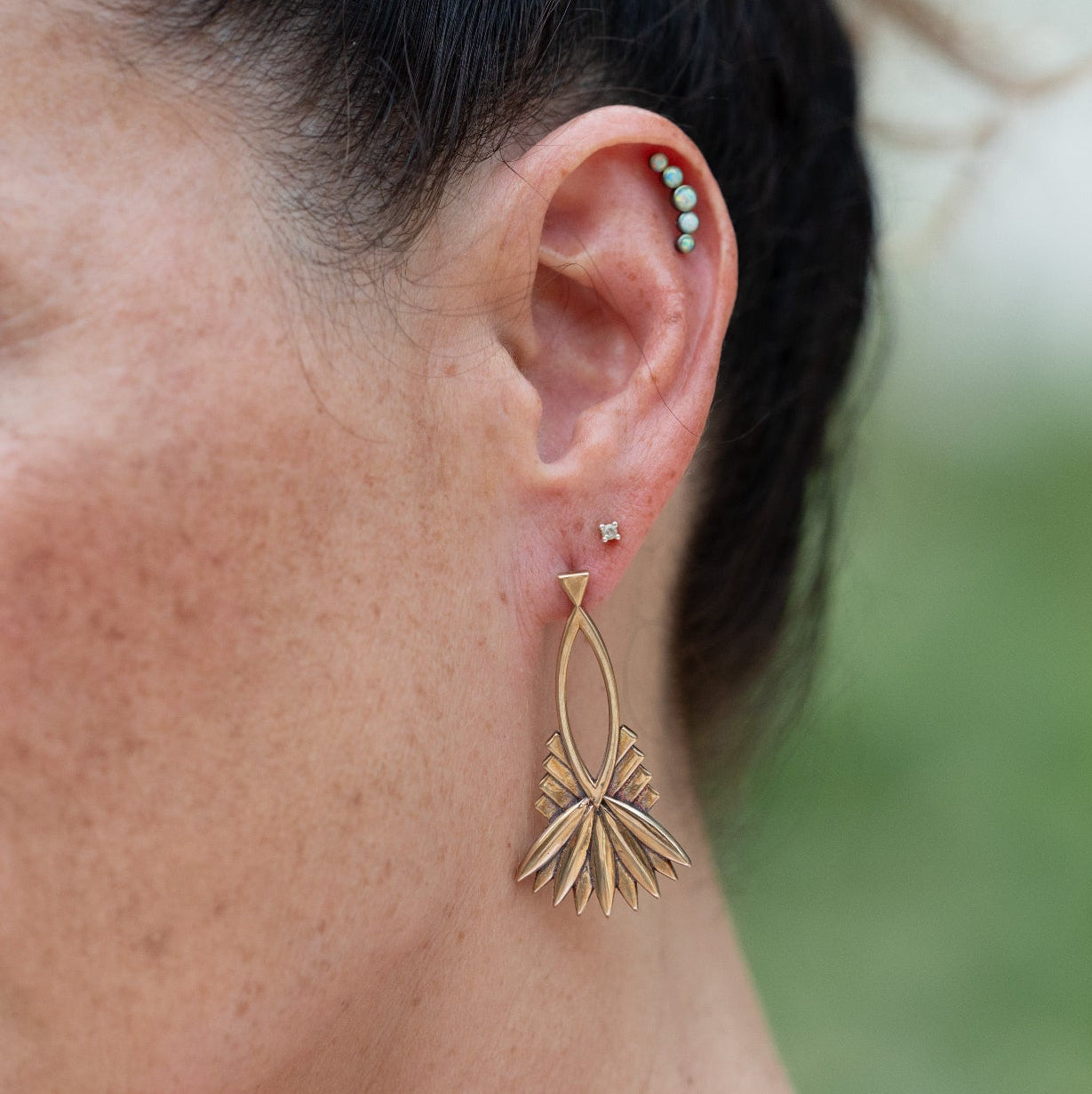 Magnetic Appeal Stud Earrings