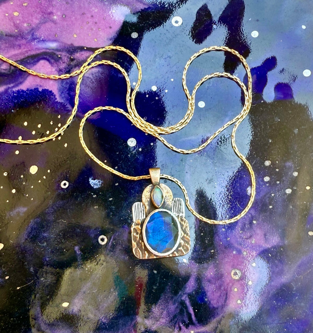 Personal Altar Pendant