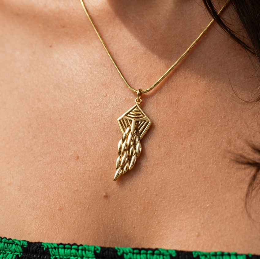 Prosperity Weaver Pendant